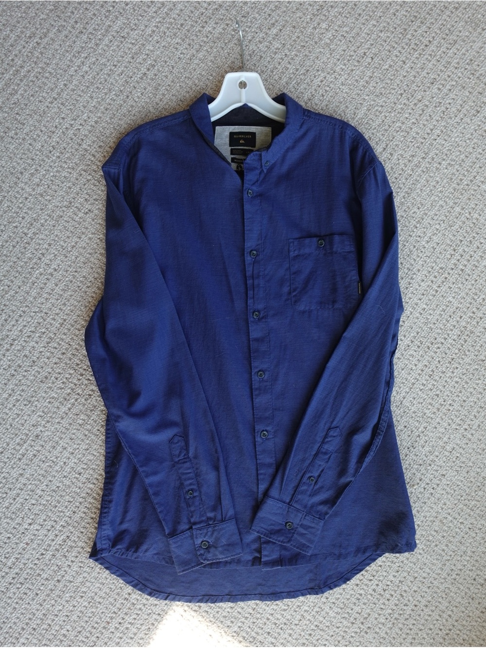 Quiksilver Men's Dark Blue long sleeve Collar button down Shirt